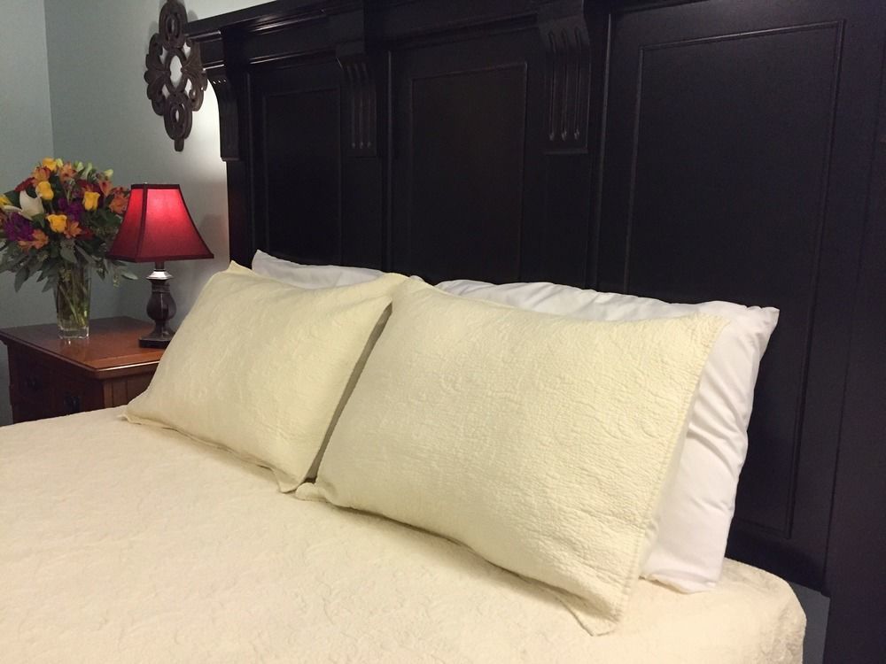 Square Inn Wimberley Bagian luar foto