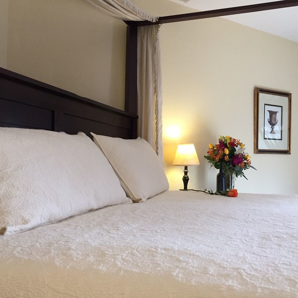 Square Inn Wimberley Bagian luar foto