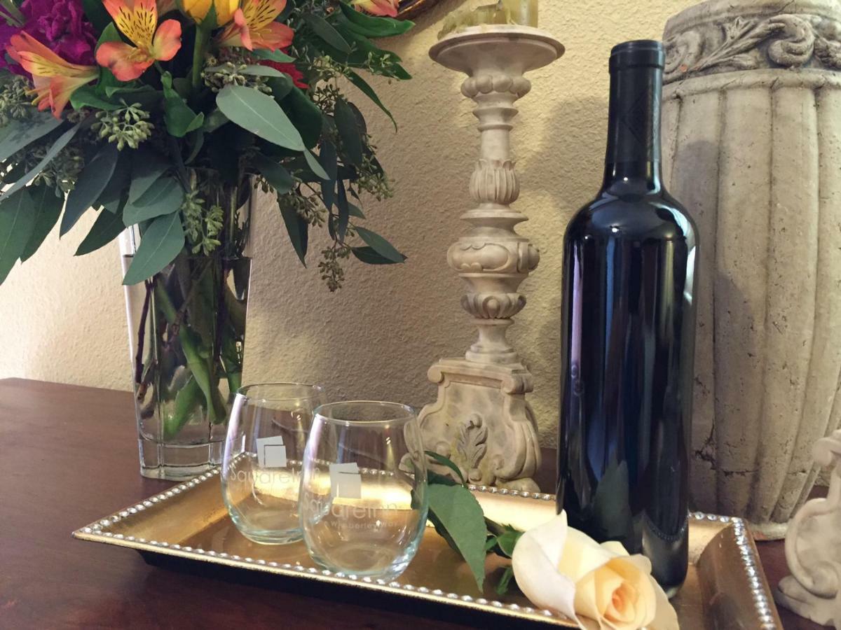 Square Inn Wimberley Bagian luar foto